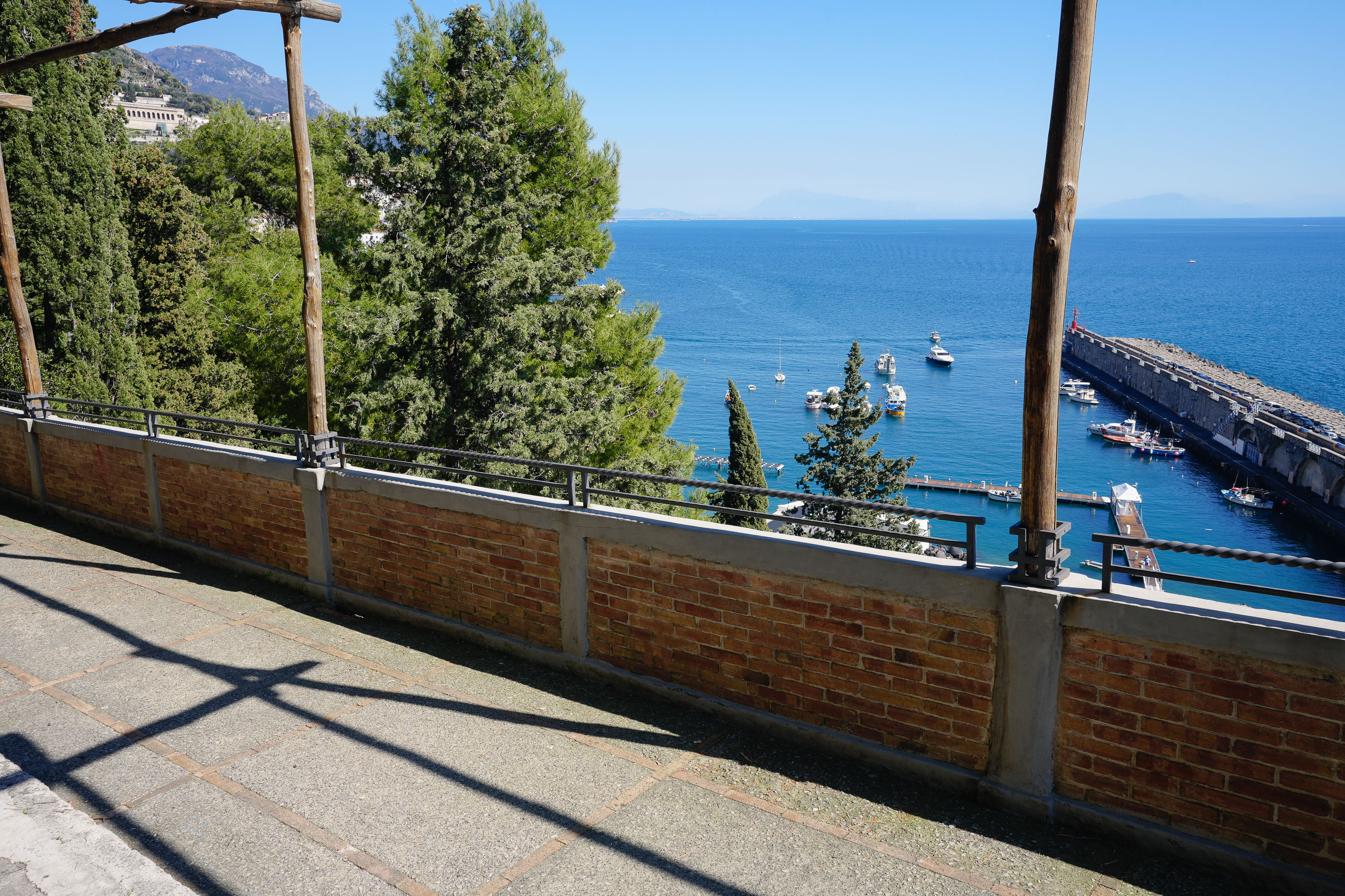Amalfi - A Coastal Gem in Southern Italy — photo 3