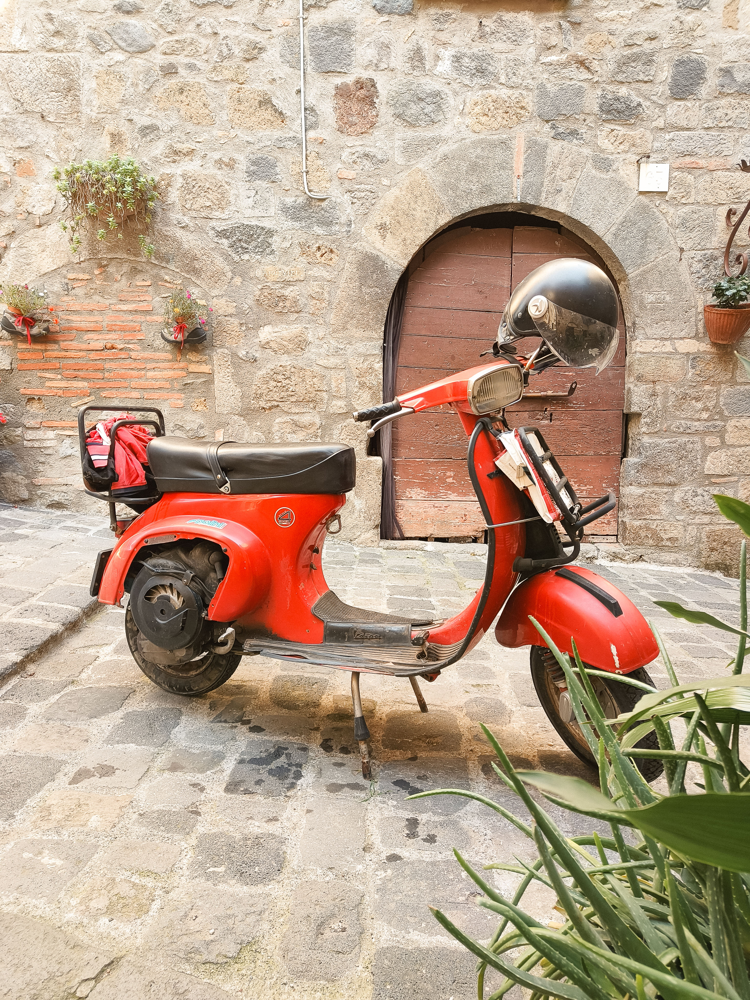 Lake Bolsena | Medieval Towns & Pristine Waters for Productions — photo 5