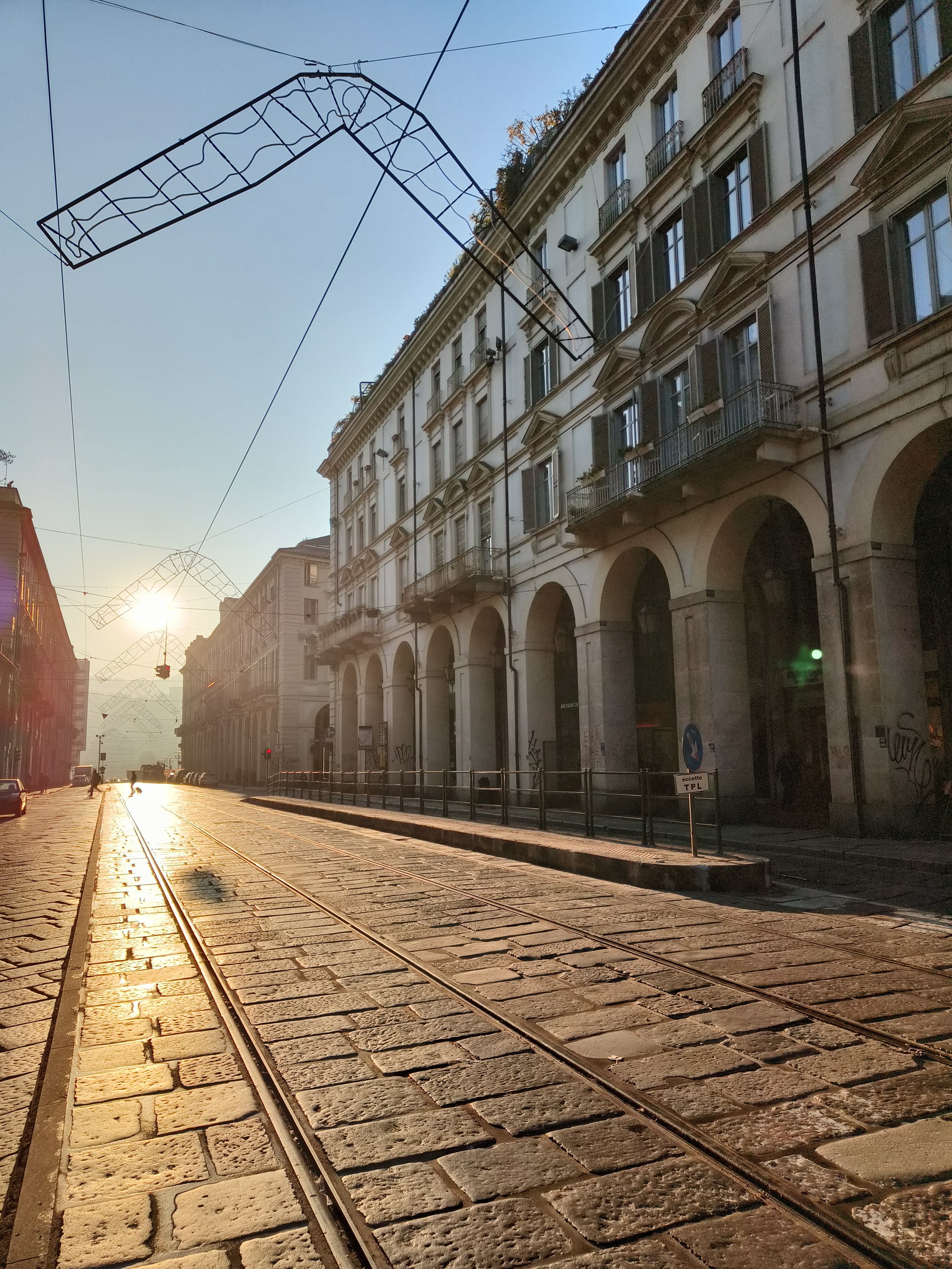 Turin | Elegant Urban Setting with Distinctive Architecture — photo 2
