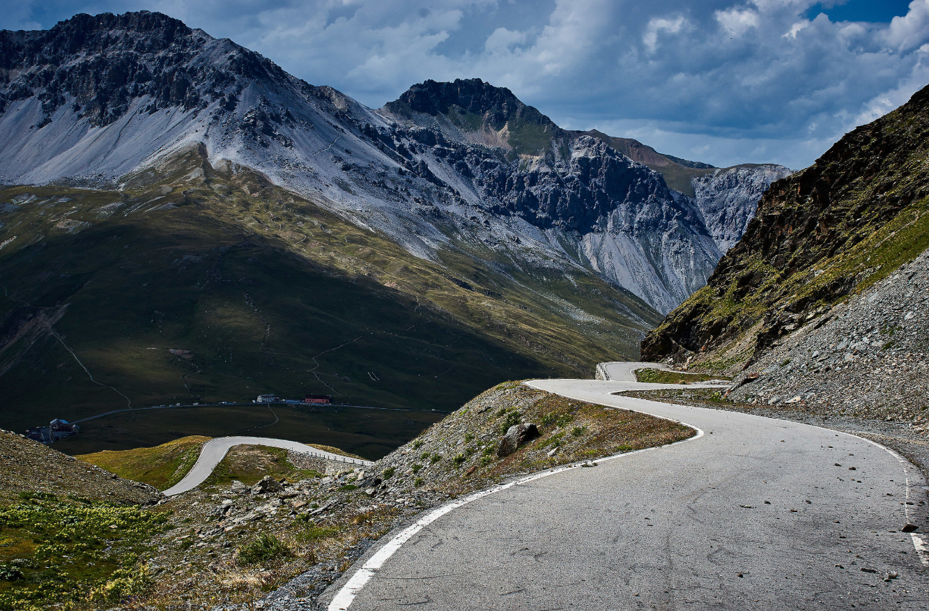 Alpine Passes Dolomites | Premier Automotive Filming Locations — photo 2